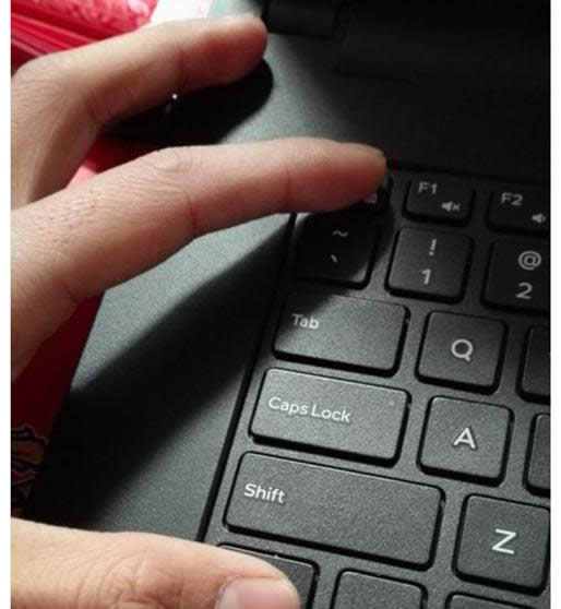 运行程序多导致Win7系统出现灰屏的解决方法